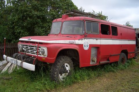 Tuletõrjeauto Ford F600